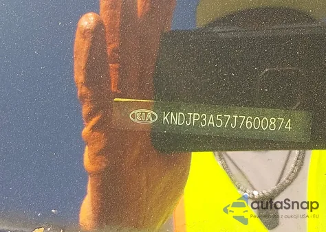 2018 Kia Soul + z USA, uszkodzony, nr VIN KNDJP3A57J7600874